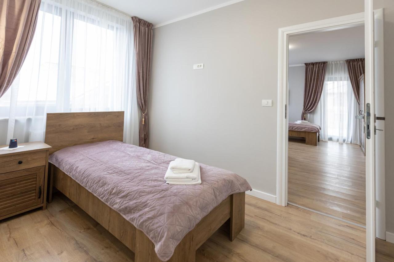 Villa Class Sînmartin Zewnętrze zdjęcie