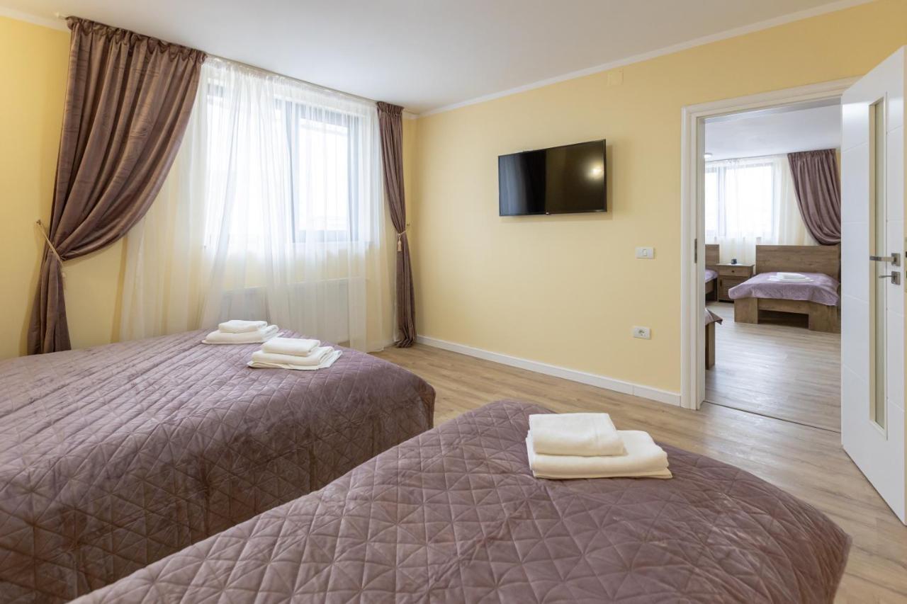 Villa Class Sînmartin Zewnętrze zdjęcie